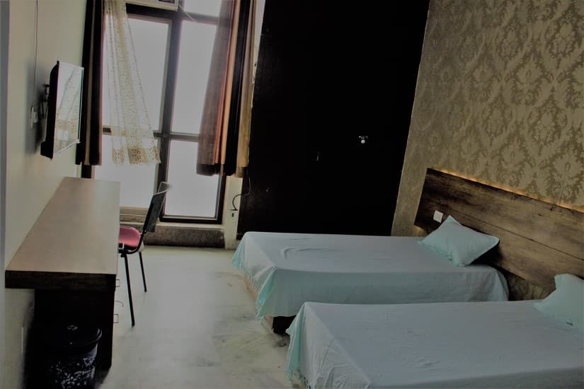 PG and Coliving Near RV Road Metro Station, Bangalore