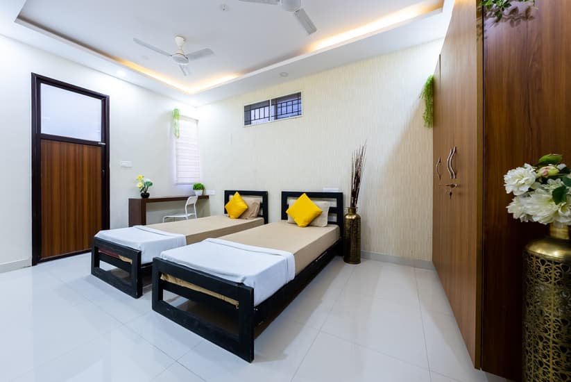 PG and Coliving Near Nadaprabhu Kempegowda Station (Majestic) – Interchange, Bangalore